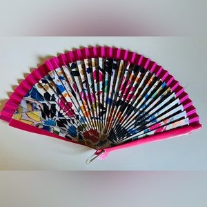 Gaudi Multicolor Fan